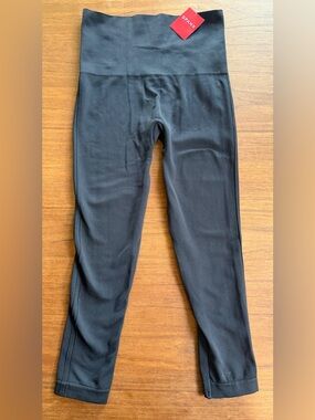 SPANX Look At Me Now Seamless Leggings Black High Rise Size M new